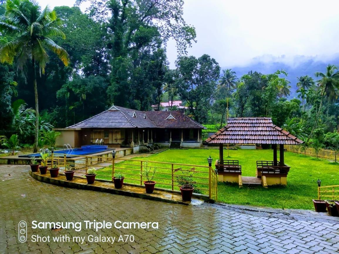 Sparrow Vale Resort Kotamangalam Esterno foto